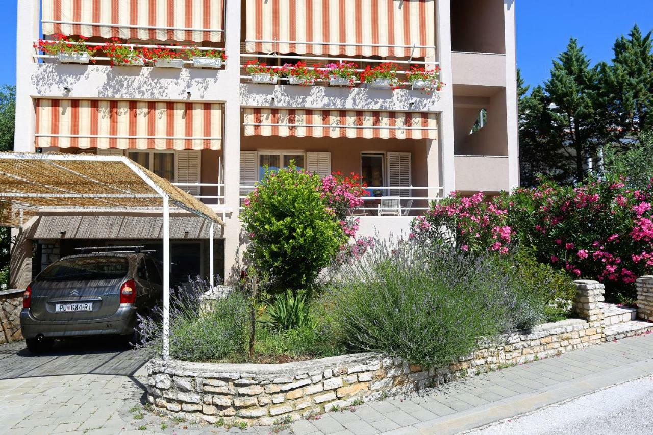 Lemechi Casa Belfior Apartments Rabac Exterior foto